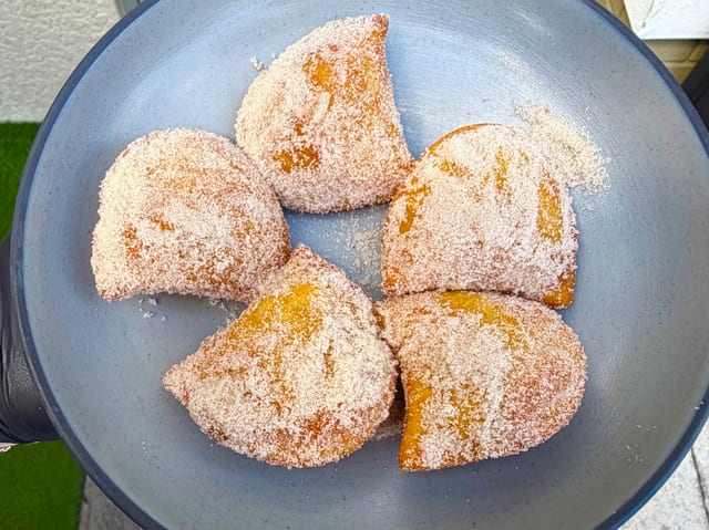 Apple Pie empanadas (5CT).